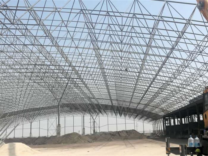 十堰钢厂料仓网架工程